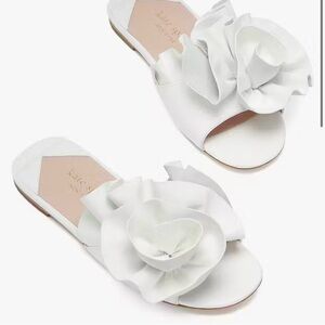 KATE SPADE NY NIB White Flourish Flower Embellished Sandals size 6